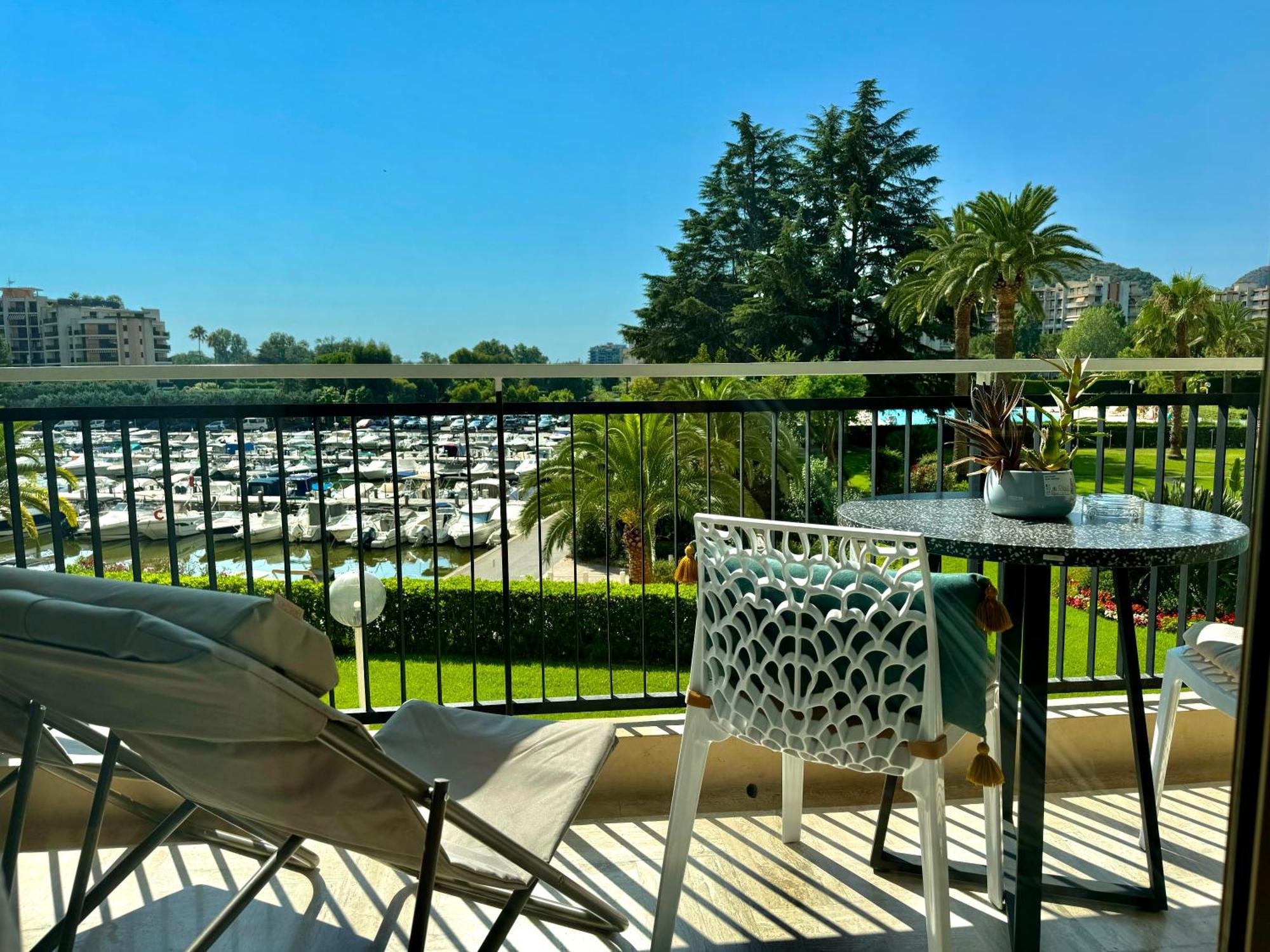 My Resid Appart Cannes Marina Vue Piscine 망들리유 라 나플 외부 사진