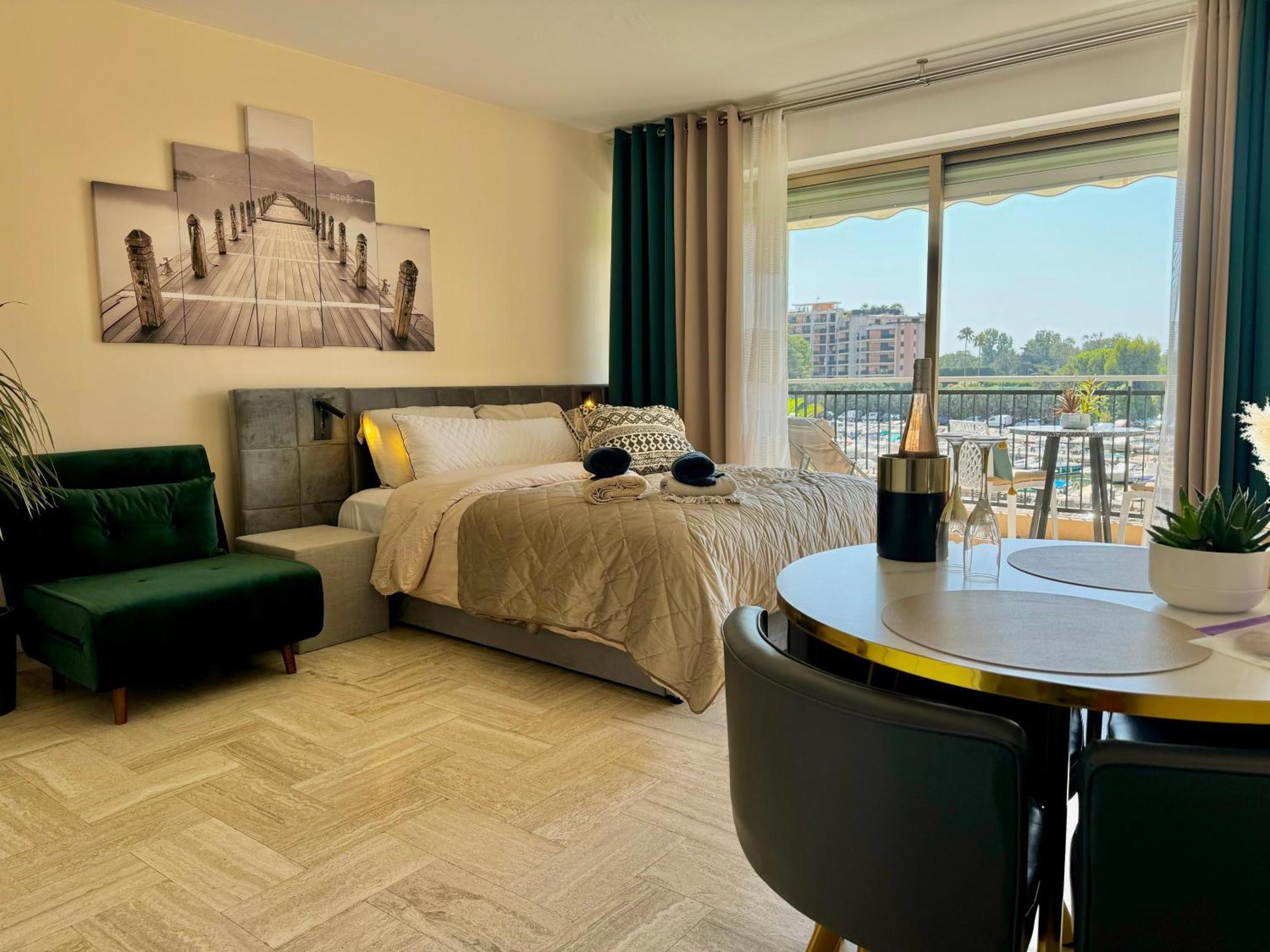 My Resid Appart Cannes Marina Vue Piscine 망들리유 라 나플 외부 사진